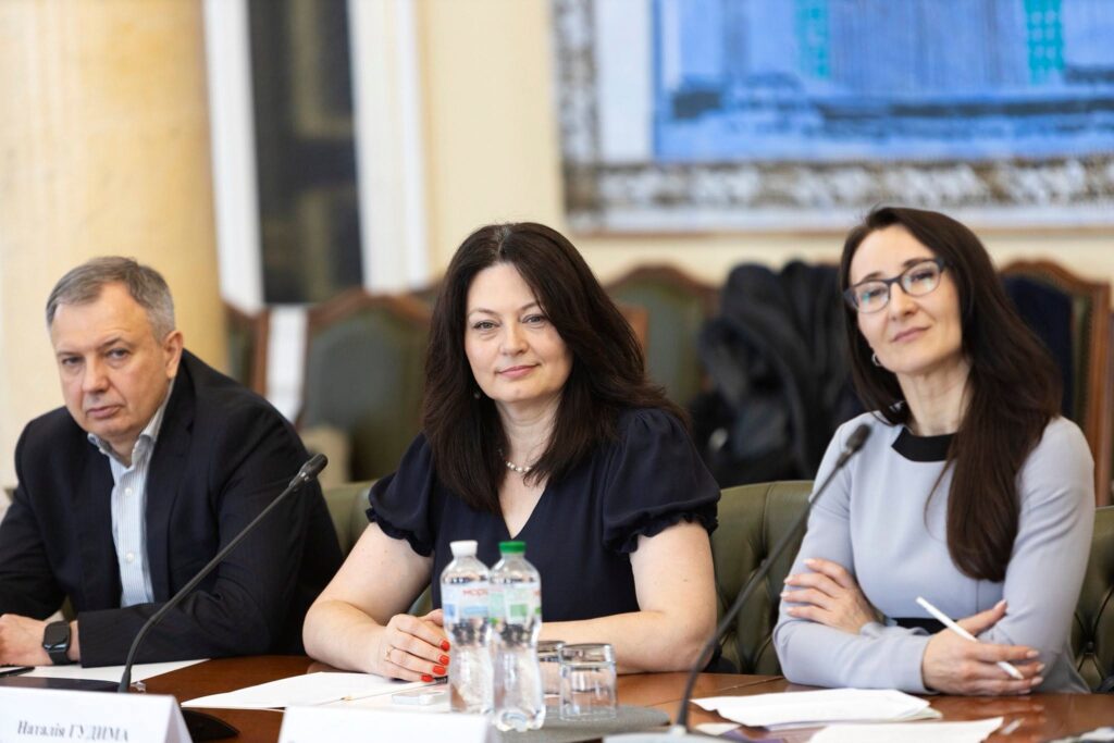 Відбулась традиційна зустріч Голови Національного банку України Андрія Пишного з представниками страхового ринку 8 Hudyma Romana